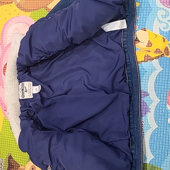 EUC Size 6/6x Oshkosh B'gosh brand fully lined denim jacket w/sherpa 👌 collar - Picture 3 of 8